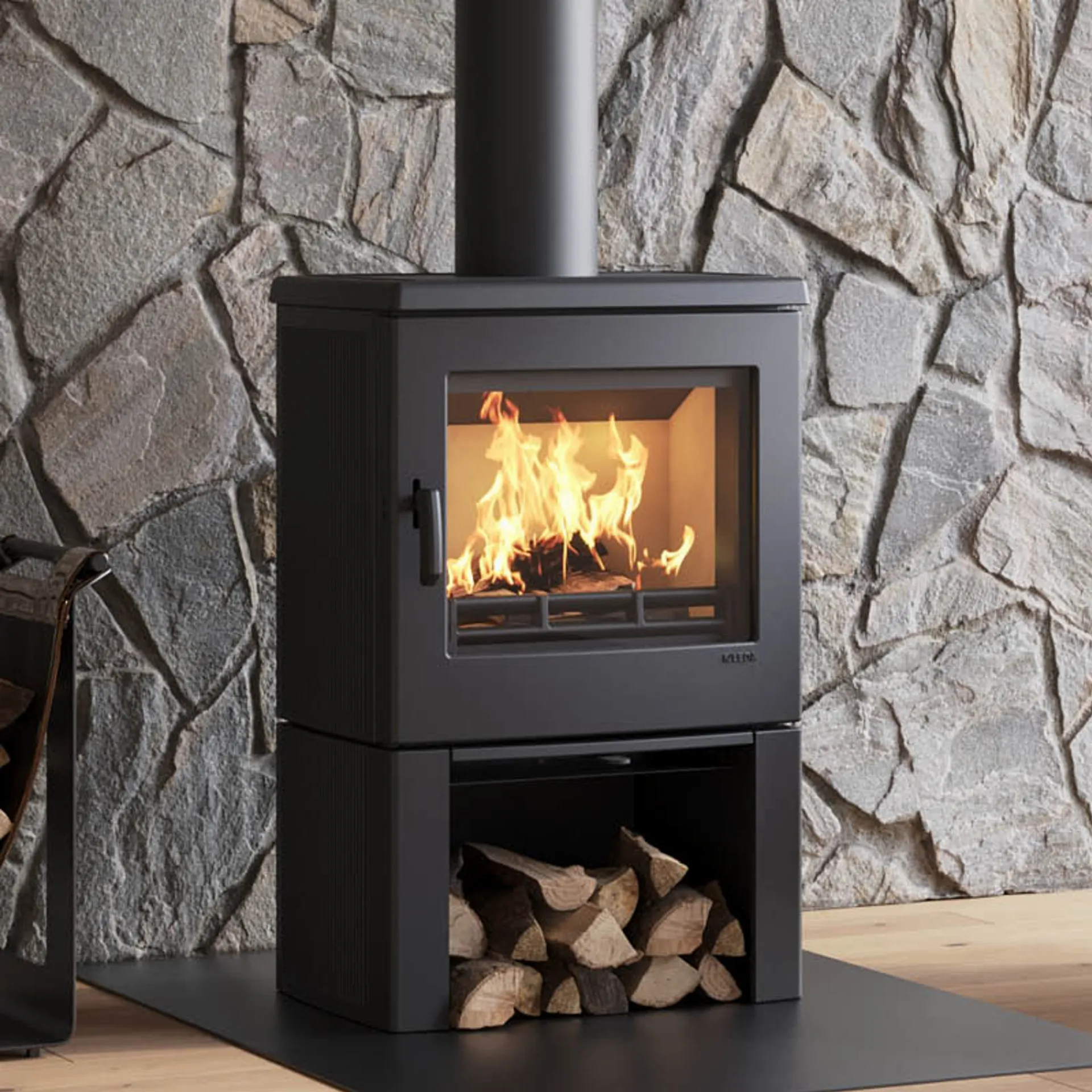LEDA Kaminofen ALLEGRA small mit Holzfach